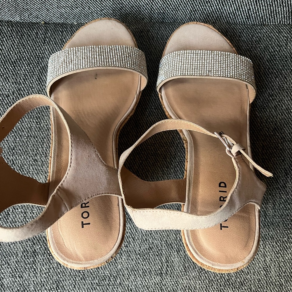 Torrid Wedges Size 9W Perfect for Weddings!
